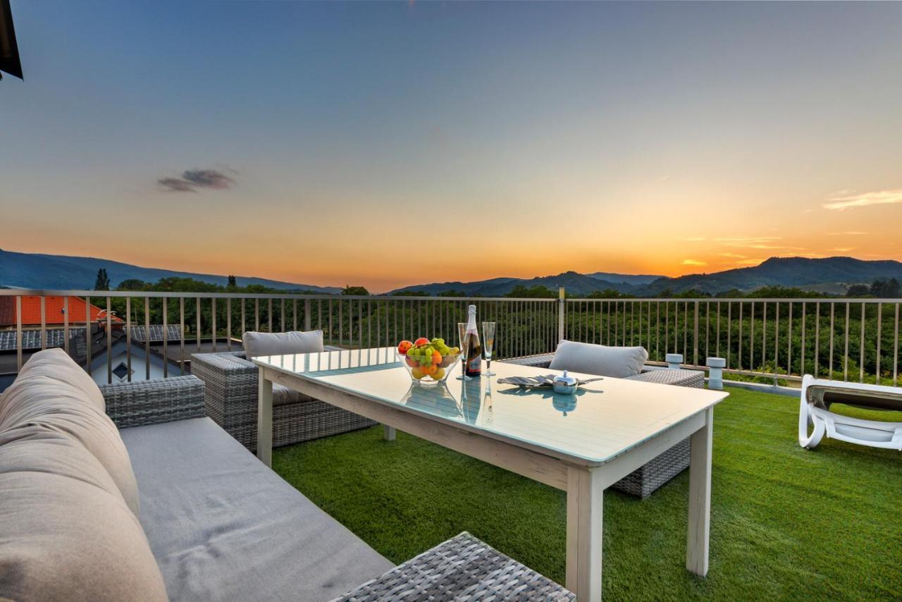 Contemporary Apartment With Rooftop Terrace In Maribor Kültér fotó