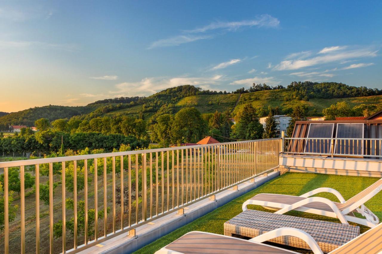 Contemporary Apartment With Rooftop Terrace In Maribor Kültér fotó